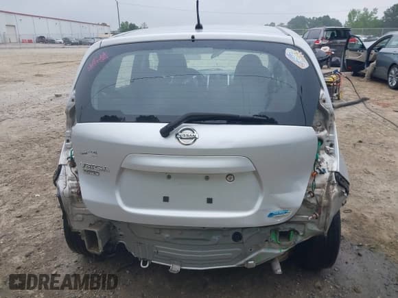 ✅ 2014 Nissan Note SV • VIN: 3N1CE2CP7EL387971 • Lot: 42235851. Listed on IAAI with 176,101 mi. Free auction sales archive from the USA and detailed vehicle history report at DreamBid. Image 17.