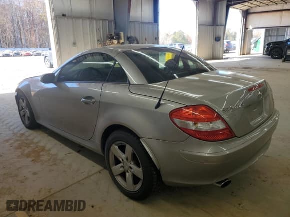 ✅ 2006 Mercedes-Benz SLK 280 • VIN: WDBWK54F86F095928 • Lot: 92979135. Listed on Copart with 121,404 mi. Free auction sales archive from the USA and detailed vehicle history report at DreamBid. Image 2.