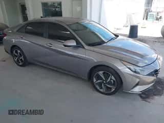 2023 Hyundai Elantra SEL z VIN KMHLS4AG9PU477244, wystawiony jako IAAI lot #42955463 z przebiegiem 52 203 mil mil oraz . Historia ofert i sprzedaży dostępna na DreamBid. Obrazek 1.