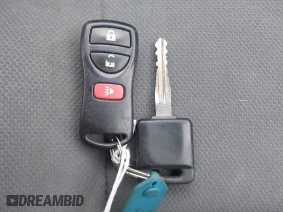 ✅ 2018 Nissan NV200 S • VIN: 3N6CM0KN9JK698433 • Лот: 42028281. Опубликован ранее на IAAI с пробегом 309 905 миль. Бесплатный доступ к архиву аукционных продаж из США и подробный отчёт об истории автомобиля на DreamBid. Изображение 11.