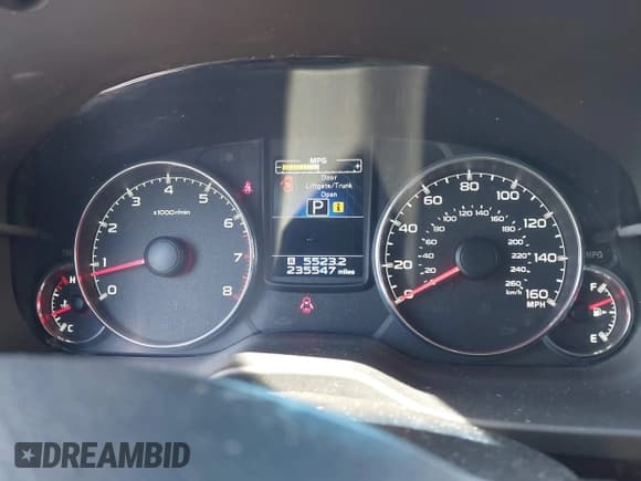 ✅ 2014 Subaru Legacy Limited • VIN: 4S3BMDL62E2015857 • Lot: 42781498. Listed on IAAI with 235,547 mi. Free auction sales archive from the USA and detailed vehicle history report at DreamBid. Image 7.