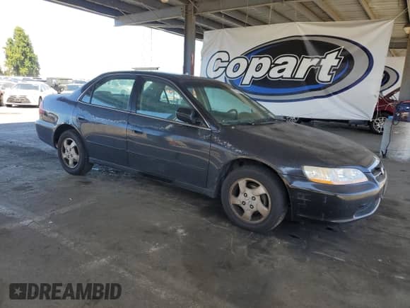 2000 Honda Accord EX с VIN 1HGCG6671YA148407, выставлен на аукционе Copart как лот 67508855 с пробегом 216 986 миль миль и Чистый • Clean title. История ставок и продаж доступна на DreamBid. Изображение 4.