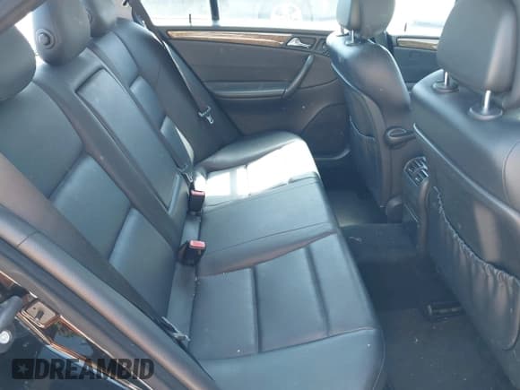 ✅ 2007 Mercedes-Benz C 230 Sport • VIN: WDBRF52H27F931854 • Lot: 42154149. Wystawiony na IAAI z przebiegiem 187 730 mil. Bezpłatny archiwum sprzedaży aukcyjnych z USA i szczegółowy raport historii pojazdu na DreamBid. Zdjęcie 8.