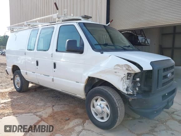 ✅ 2011 Ford Econoline Cargo Commercial • VIN: 1FTSE3EL0BDA81351 • Lot: 42154632. Wystawiony na IAAI z przebiegiem 189 480 mil. Bezpłatny archiwum sprzedaży aukcyjnych z USA i szczegółowy raport historii pojazdu na DreamBid. Zdjęcie 1.