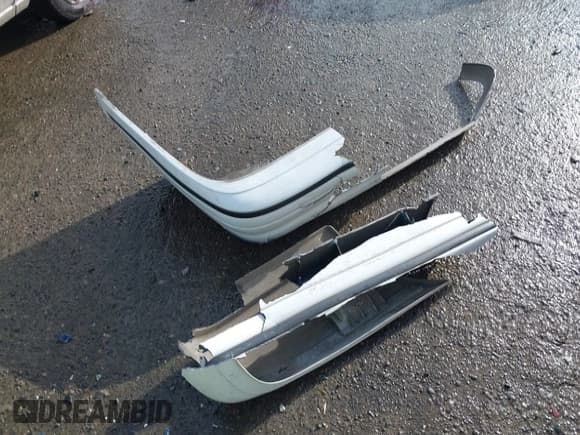 ✅ 1993 Ford Escort • VIN: 3FAPP13J9PR205353 • Lot: 41837169. Listed on IAAI with 4,016 mi. Free auction sales archive from the USA and detailed vehicle history report at DreamBid. Image 12.