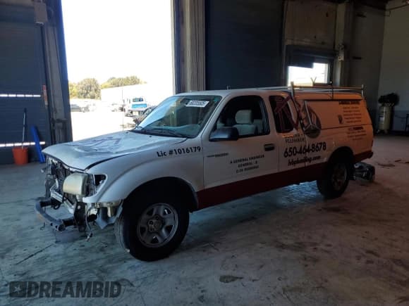 ✅ 2004 Toyota Tacoma • VIN: 5TEVL52NX4Z416680 • Lot: 68205505. Listed on Copart with 278,216 mi. Free auction sales archive from the USA and detailed vehicle history report at DreamBid. Image 1.