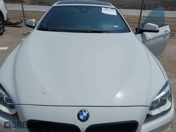 ✅ 2015 BMW 6 Series 650i • VIN: WBA6B2C50FGB99526 • Lot: 42326336. Wystawiony na IAAI z przebiegiem 110 563 mil. Bezpłatny archiwum sprzedaży aukcyjnych z USA i szczegółowy raport historii pojazdu na DreamBid. Zdjęcie 6.