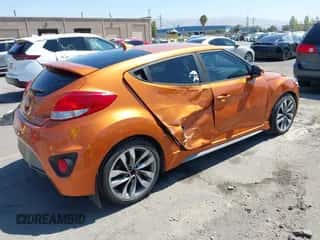 2016 Hyundai Veloster Turbo z VIN KMHTC6AE4GU304061, wystawiony jako IAAI lot #43090238 z przebiegiem 93 737 mil mil oraz . Historia ofert i sprzedaży dostępna na DreamBid. Obrazek 4.