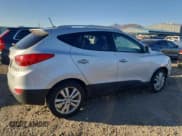 ✅ 2013 Hyundai Tucson GLS • VIN: KM8JUCAC9DU578613 • Лот: 87205185. Опубликован ранее на Copart с пробегом 73 684 миль. Бесплатный доступ к архиву аукционных продаж из США и подробный отчёт об истории автомобиля на DreamBid. Изображение 3.