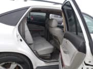 ✅ 2007 Lexus RX 350 • VIN: 2T2GK31U17C008678 • Lot: 43719316. Wystawiony na IAAI z przebiegiem Nie podano. Bezpłatny archiwum sprzedaży aukcyjnych z USA i szczegółowy raport historii pojazdu na DreamBid. Zdjęcie 8.