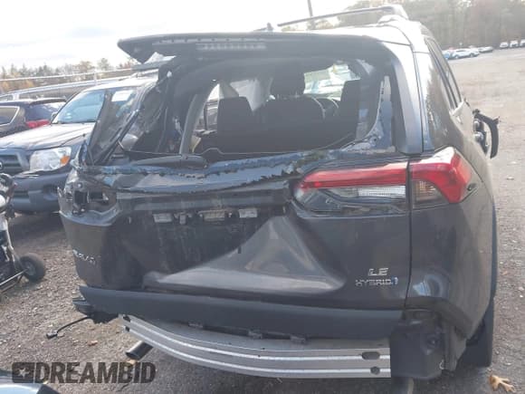 ✅ 2020 Toyota RAV4 Hybrid LE • VIN: 2T3MWRFV9LW072399 • Лот: 43537067. Опубликован ранее на IAAI с пробегом 208 431 миль. Бесплатный доступ к архиву аукционных продаж из США и подробный отчёт об истории автомобиля на DreamBid. Изображение 19.