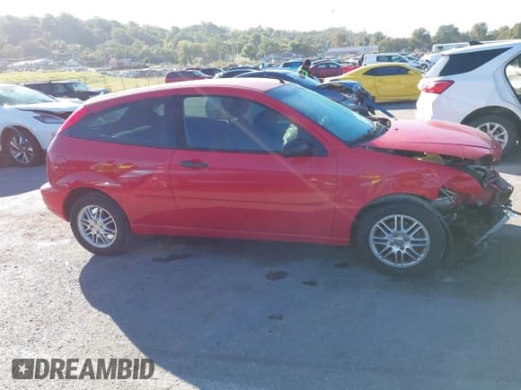 ✅ 2007 Ford Focus S • VIN: 1FAFP31N37W160288 • Lot: 43496552. Wystawiony na IAAI z przebiegiem 52 678 mil. Bezpłatny archiwum sprzedaży aukcyjnych z USA i szczegółowy raport historii pojazdu na DreamBid. Zdjęcie 14.