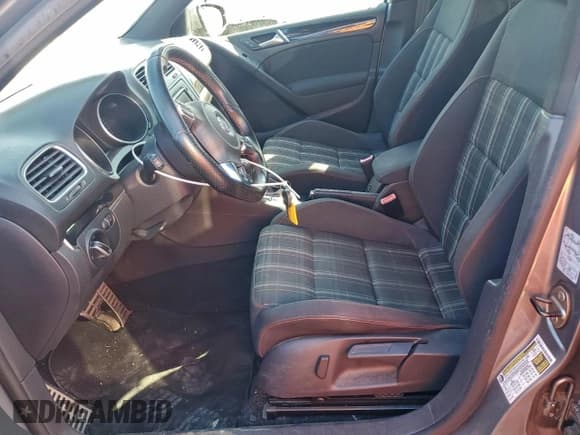 ✅ 2012 Volkswagen Golf GTI PZEV • VIN: WVWHD7AJ7CW076209 • Lot: 93417365. Listed on Copart with 113,104 mi. Free auction sales archive from the USA and detailed vehicle history report at DreamBid. Image 7.