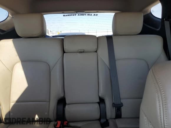 ✅ 2017 Hyundai Santa Fe 2.4L • VIN: 5NMZU3LB6HH017181 • Lot: 86410045. Listed on Copart with 87,760 mi. Free auction sales archive from the USA and detailed vehicle history report at DreamBid. Image 10.