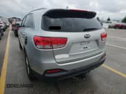 ✅ 2016 Kia Sorento LX • VIN: 5XYPG4A35GG041111 • Лот: 61310735. Опубликован ранее на Copart с пробегом 223 457 миль. Бесплатный доступ к архиву аукционных продаж из США и подробный отчёт об истории автомобиля на DreamBid. Изображение 3.
