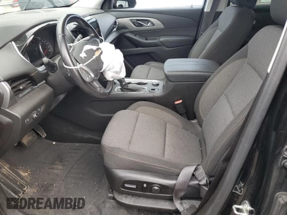 ✅ 2021 Chevrolet Traverse LT Cloth • VIN: 1GNEVGKW2MJ193146 • Лот: 84373605. Опубликован ранее на Copart с пробегом 77 004 миль. Бесплатный доступ к архиву аукционных продаж из США и подробный отчёт об истории автомобиля на DreamBid. Изображение 7.