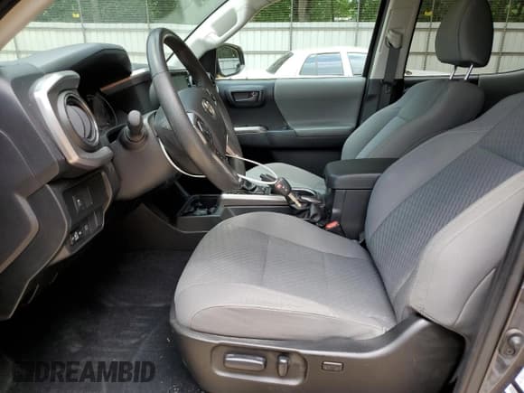 ✅ 2021 Toyota Tacoma SR5 • VIN: 3TMBZ5DN8MM029976 • Lot: 63845625. Listed on Copart with 46,238 mi. Free auction sales archive from the USA and detailed vehicle history report at DreamBid. Image 7.