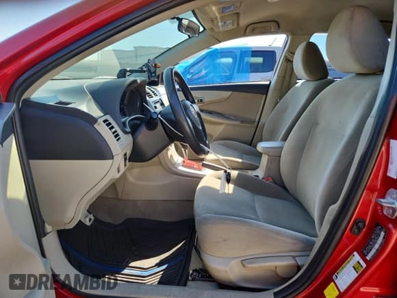 ✅ 2013 Toyota Corolla S • VIN: 2T1BU4EE4DC988565 • Lot: 93413475. Wystawiony na Copart z przebiegiem 199 262 mil. Bezpłatny archiwum sprzedaży aukcyjnych z USA i szczegółowy raport historii pojazdu na DreamBid. Zdjęcie 7.