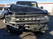 ✅ 2025 Ford Bronco Big Bend • VIN: 1FMEE7BH1SLA81946 • Lot: 89869335. Wystawiony na Copart z przebiegiem 458 mil. Bezpłatny archiwum sprzedaży aukcyjnych z USA i szczegółowy raport historii pojazdu na DreamBid. Zdjęcie 5.