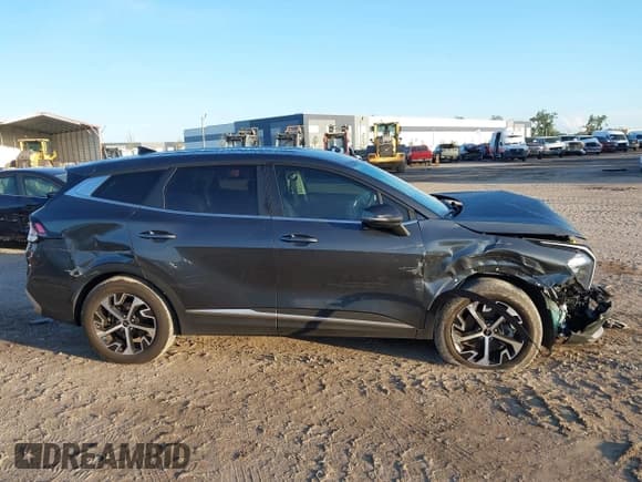 ✅ 2023 Kia Sportage EX • VIN: KNDPV3AF4P7170139 • Lot: 42993979. Listed on IAAI with 36,547 mi. Free auction sales archive from the USA and detailed vehicle history report at DreamBid. Image 14.