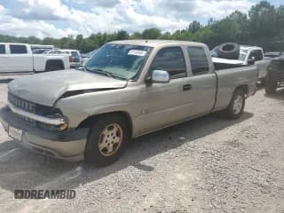 ✅ 2002 Chevrolet Silverado 1500 LT • VIN: 2GCEC19T621349395 • Лот: 61144945. Опубликован ранее на Copart с пробегом 300 452 миль. Бесплатный доступ к архиву аукционных продаж из США и подробный отчёт об истории автомобиля на DreamBid. Изображение 1.