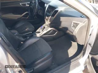 ✅ 2012 Hyundai Veloster w/Gray Int • VIN: KMHTC6AD6CU069034 • Lot: 41705257. Wystawiony na IAAI z przebiegiem 227 220 mil. Bezpłatny archiwum sprzedaży aukcyjnych z USA i szczegółowy raport historii pojazdu na DreamBid. Zdjęcie 5.