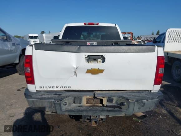 ✅ 2013 Chevrolet Silverado 2500HD Work Truck • VIN: 1GC2KVCGXDZ403672 • Lot: 41944179. Listed on IAAI with 232,436 mi. Free auction sales archive from the USA and detailed vehicle history report at DreamBid. Image 16.