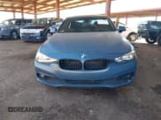 ✅ 2017 BMW 3 Series 320i • VIN: WBA8E1G56HNU15069 • Лот: 43476762. Опубликован ранее на IAAI с пробегом 65 614 миль. Бесплатный доступ к архиву аукционных продаж из США и подробный отчёт об истории автомобиля на DreamBid. Изображение 6.