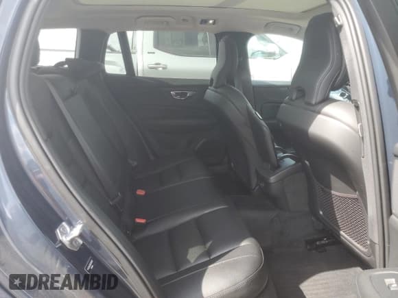 ✅ 2022 Volvo V60 • VIN: YV4102WK6N2089607 • Lot: 73766844. Listed on Copart with 25,046 mi. Free auction sales archive from the USA and detailed vehicle history report at DreamBid. Image 11.