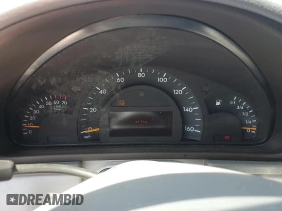 ✅ 2001 Mercedes-Benz C 230/260/280/320 • VIN: WDBRF61J01F089548 • Lot: 58216075. Wystawiony na Copart z przebiegiem Nie podano. Bezpłatny archiwum sprzedaży aukcyjnych z USA i szczegółowy raport historii pojazdu na DreamBid. Zdjęcie 9.