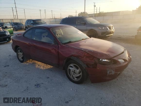 ✅ 1998 Ford Escort ZX2 Cool • VIN: 3FAKP1130WR260321 • Lot: 73996074. Wystawiony na Copart z przebiegiem 62 842 mil. Bezpłatny archiwum sprzedaży aukcyjnych z USA i szczegółowy raport historii pojazdu na DreamBid. Zdjęcie 4.