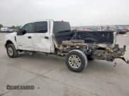 ✅ 2019 Ford F-250 XL • VIN: 1FT7W2BT3KED53855 • Lot: 61197355. Listed on Copart with 130,534 mi. Free auction sales archive from the USA and detailed vehicle history report at DreamBid. Image 2.