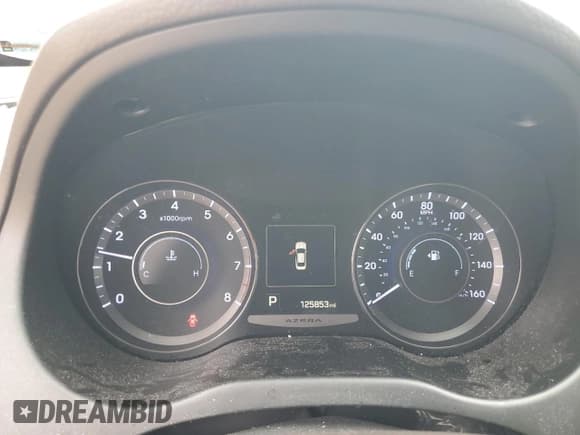 ✅ 2015 Hyundai Azera • VIN: KMHFG4JG3FA478131 • Лот: 85363565. Опубликован ранее на Copart с пробегом 125 853 миль. Бесплатный доступ к архиву аукционных продаж из США и подробный отчёт об истории автомобиля на DreamBid. Изображение 9.