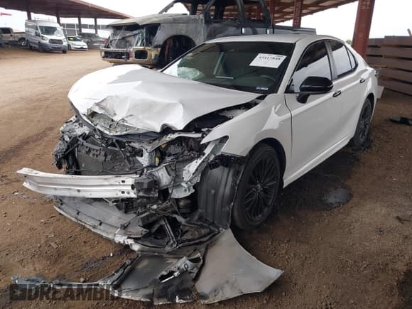 ✅ 2021 Toyota Camry SE • VIN: 4T1G11AK2MU487892 • Лот: 43417848. Опубликован ранее на IAAI с пробегом 41 490 миль. Бесплатный доступ к архиву аукционных продаж из США и подробный отчёт об истории автомобиля на DreamBid. Изображение 2.