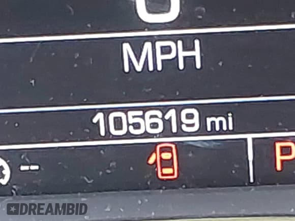 ✅ 2018 Chevrolet Traverse LT Cloth • VIN: 1GNEVGKW3JJ145795 • Lot: 43463439. Wystawiony na IAAI z przebiegiem 105 619 mil. Bezpłatny archiwum sprzedaży aukcyjnych z USA i szczegółowy raport historii pojazdu na DreamBid. Zdjęcie 15.