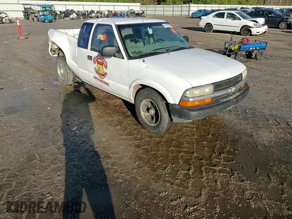 ✅ 2003 Chevrolet S-10 • VIN: 1GCCS19H538155218 • Лот: 41485795. Опубликован ранее на Copart с пробегом 247 331 миль. Бесплатный доступ к архиву аукционных продаж из США и подробный отчёт об истории автомобиля на DreamBid. Изображение 11.