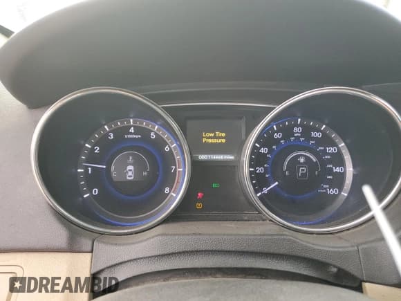 ✅ 2014 Hyundai Sonata SE • VIN: 5NPEC4AC5EH839973 • Lot: 60465714. Listed on Copart with 114,468 mi. Free auction sales archive from the USA and detailed vehicle history report at DreamBid. Image 9.