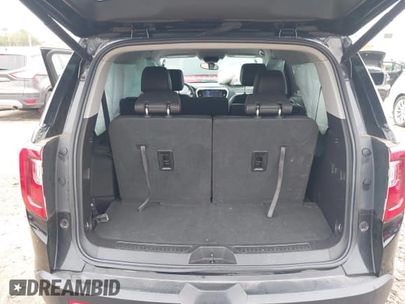 ✅ 2023 GMC Acadia SLT • VIN: 1GKKNML43PZ225605 • Lot: 43383834. Listed on IAAI with 41,566 mi. Free auction sales archive from the USA and detailed vehicle history report at DreamBid. Image 16.