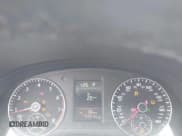 ✅ 2014 Volkswagen Passat S • VIN: 1VWAT7A34EC107634 • Lot: 43685205. Wystawiony na IAAI z przebiegiem 159 314 mil. Bezpłatny archiwum sprzedaży aukcyjnych z USA i szczegółowy raport historii pojazdu na DreamBid. Zdjęcie 7.