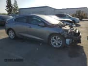 ✅ 2018 Chevrolet Volt Premier • VIN: 1G1RD6S56JU133906 • Lot: 60874364. Wystawiony na Copart z przebiegiem 28 001 mil. Bezpłatny archiwum sprzedaży aukcyjnych z USA i szczegółowy raport historii pojazdu na DreamBid. Zdjęcie 4.