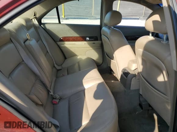 ✅ 2000 Lincoln LS • VIN: 1LNHM86S0YY919634 • Lot: 81995335. Wystawiony na Copart z przebiegiem 173 601 mil. Bezpłatny archiwum sprzedaży aukcyjnych z USA i szczegółowy raport historii pojazdu na DreamBid. Zdjęcie 10.