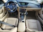 ✅ 2013 BMW X1 xDrive28i • VIN: WBAVL1C57DVR84392 • Lot: 82526785. Wystawiony na Copart z przebiegiem 163 320 mil. Bezpłatny archiwum sprzedaży aukcyjnych z USA i szczegółowy raport historii pojazdu na DreamBid. Zdjęcie 8.