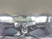 ✅ 2016 Hyundai Veloster • VIN: KMHTC6AD3GU277992 • Lot: 84486724. Wystawiony na Copart z przebiegiem 98 403 mil. Bezpłatny archiwum sprzedaży aukcyjnych z USA i szczegółowy raport historii pojazdu na DreamBid. Zdjęcie 13.