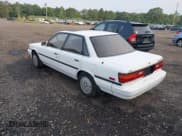 ✅ 1988 Toyota Camry LE • VIN: JT2SV22E5J3248025 • Lot: 42921735. Wystawiony na IAAI z przebiegiem 85 398 mil. Bezpłatny archiwum sprzedaży aukcyjnych z USA i szczegółowy raport historii pojazdu na DreamBid. Zdjęcie 3.
