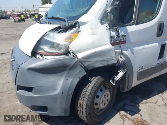 ✅ 2017 Ram ProMaster Cargo • VIN: 3C6TRVAGXHE518977 • Lot: 42871702. Listed on IAAI with 193,598 mi. Free auction sales archive from the USA and detailed vehicle history report at DreamBid. Image 6.