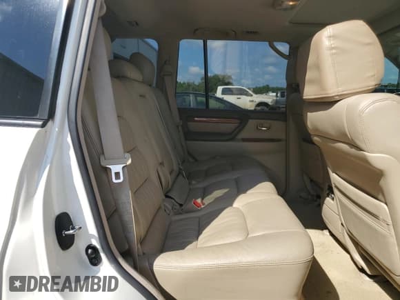 ✅ 2007 Lexus LX 470 • VIN: JTJHT00W774029347 • Lot: 72040134. Listed on Copart with 164,386 mi. Free auction sales archive from the USA and detailed vehicle history report at DreamBid. Image 11.
