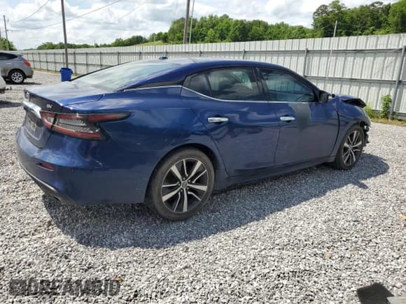 ✅ 2019 Nissan Maxima SV • VIN: 1N4AA6AV4KC367053 • Lot: 55093805. Listed on Copart with 101,991 mi. Free auction sales archive from the USA and detailed vehicle history report at DreamBid. Image 3.