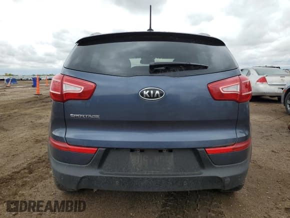 ✅ 2012 Kia Sportage LX • VIN: KNDPBCA27C7297290 • Lot: 85530925. Listed on Copart with 86,648 mi. Free auction sales archive from the USA and detailed vehicle history report at DreamBid. Image 6.