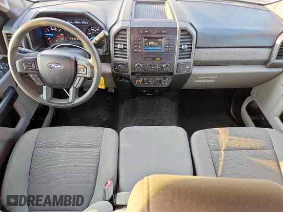 ✅ 2017 Ford F-250 Lariat • VIN: 1FT7W2B61HEF10396 • Лот: 81584865. Опубликован ранее на Copart с пробегом 107 893 миль. Бесплатный доступ к архиву аукционных продаж из США и подробный отчёт об истории автомобиля на DreamBid. Изображение 8.