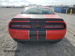 2019 Dodge Challenger R/T z VIN 2C3CDZBT9KH573639, wystawiony jako Copart lot #52799105 z przebiegiem 93 108 mil mil oraz Szkoda całkowita • Salvage title. Historia ofert i sprzedaży dostępna na DreamBid. Obrazek 6.